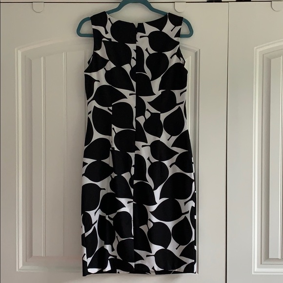 Black and white dress - Picture 4 of 5